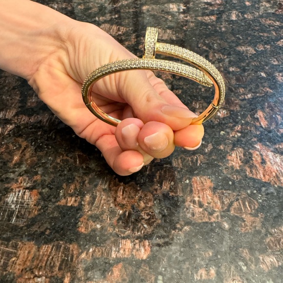 Diamond nail bracelet - Picture 6 of 6